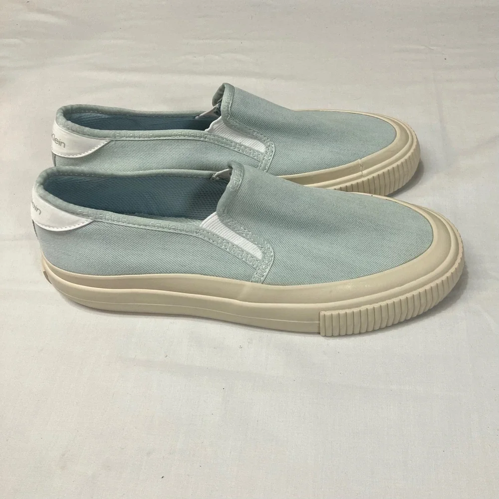 Calvin Klein KCPAILY Womens 7 Light Mint Green Slip On Sneakers Shoes Never Worn